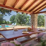 Casa de Férias Skicini 03